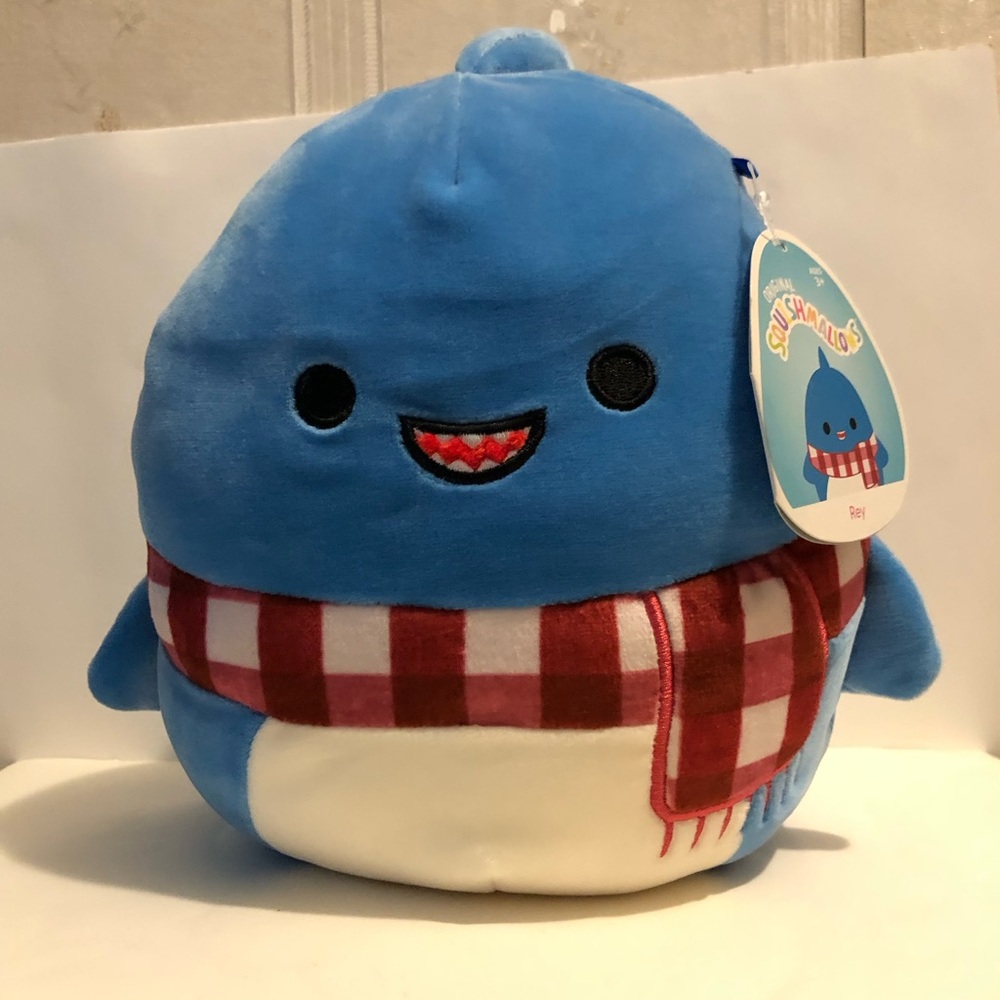 Rey the Christmas shark squishmallow